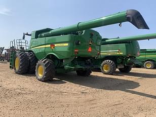 Main image John Deere S680 4