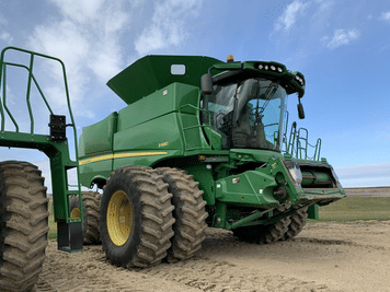 Main image John Deere S680