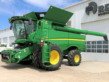 Main image John Deere S680