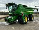 2013 John Deere S680 Image