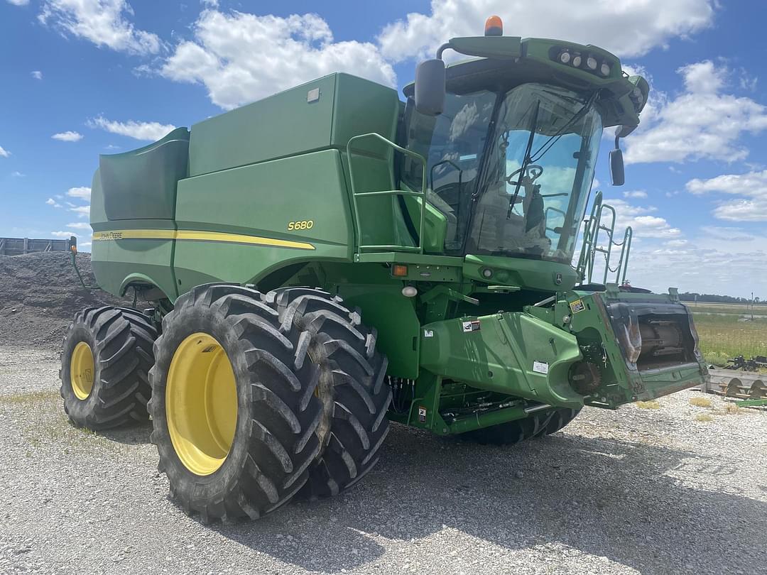 Image of John Deere S680 Primary image