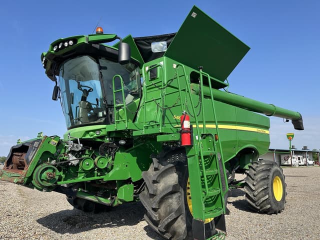Image of John Deere S690 equipment image 2