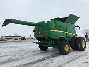 Main image John Deere S690 6