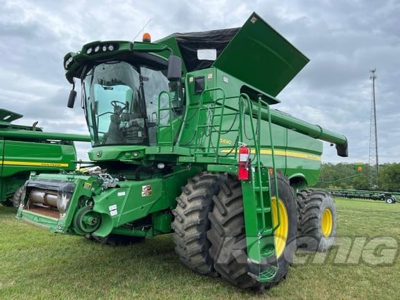 SOLD - 2013 John Deere S690 Stock No. A389607A Combines with 2,439 Hrs ...