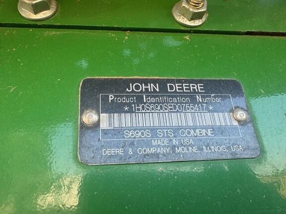 Image of John Deere S690 equipment image 3