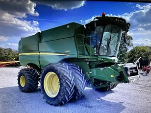 Main image John Deere S690 6