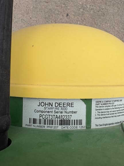Image of John Deere StarFire 3000 Image 1