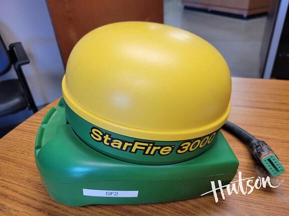 Image of John Deere StarFire 3000 equipment image 1