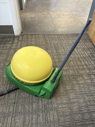 Image of John Deere StarFire 3000 equipment image 2