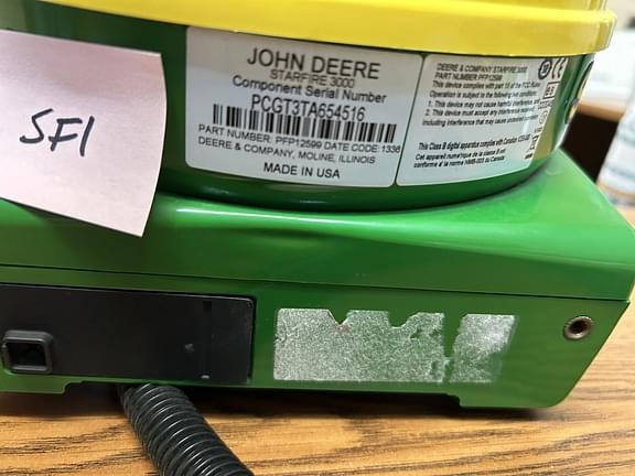 Image of John Deere StarFire 3000 equipment image 4