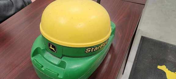 Image of John Deere StarFire 3000 Image 0