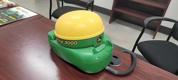 Image of John Deere StarFire 3000 Image 1