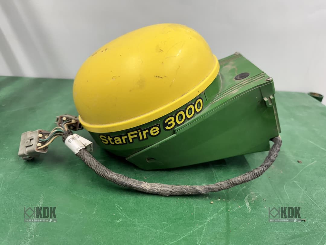 Image of John Deere StarFire 3000 Primary image