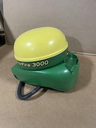 Image of John Deere StarFire 3000 Primary image