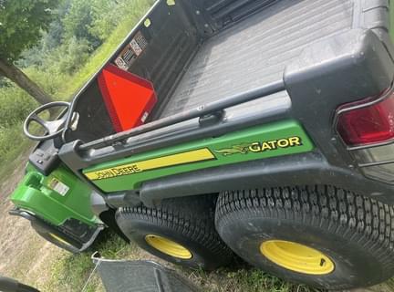 Image of John Deere Gator TH 6x4 equipment image 4