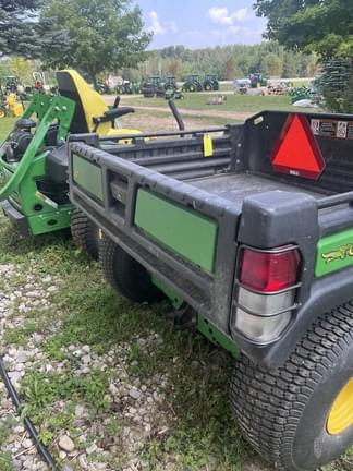 Image of John Deere Gator TH 6x4 equipment image 3