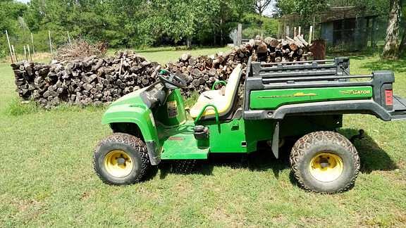 Image of John Deere Gator TX 4x2 Primary image