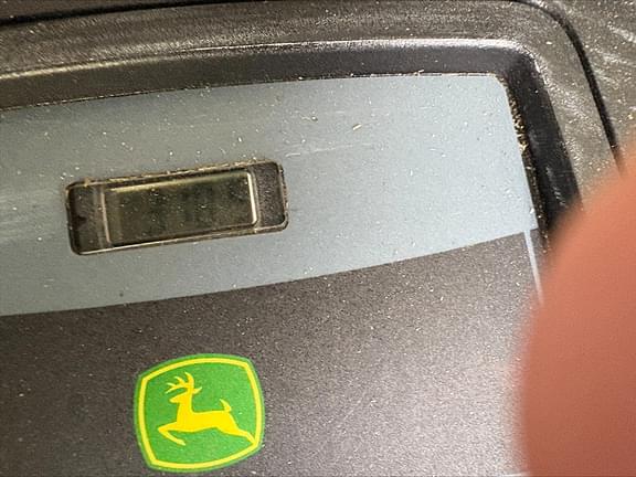 Image of John Deere X300 equipment image 4