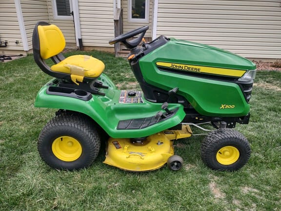 Main image John Deere X300