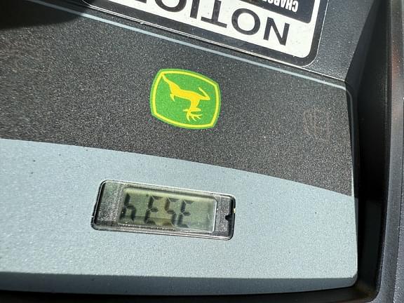 Image of John Deere X300 equipment image 4