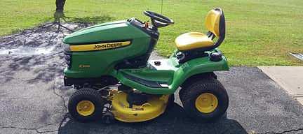 Image of John Deere X300 Primary image