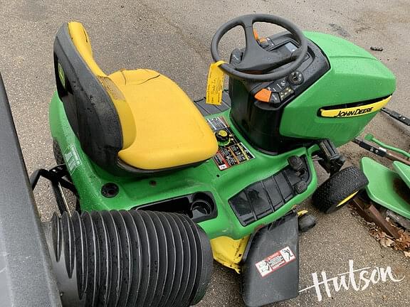 Image of John Deere X300 equipment image 1