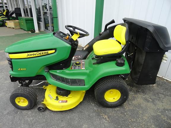 Image of John Deere X300 Primary image