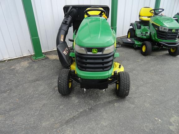 Image of John Deere X300 equipment image 4