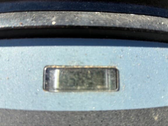 Image of John Deere X300 equipment image 4