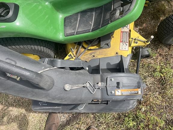 Image of John Deere X300 equipment image 2