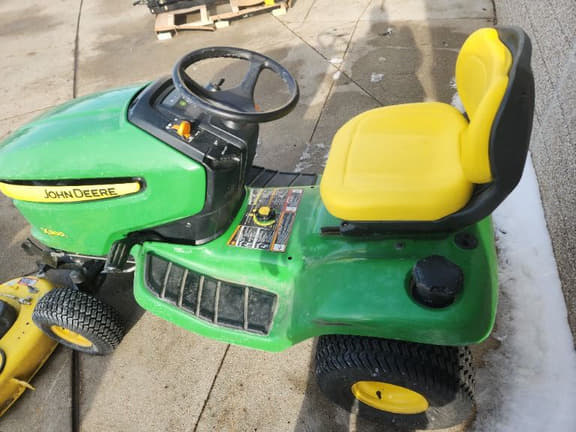 Image of John Deere X300 equipment image 2