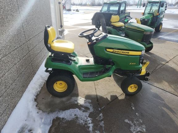 Image of John Deere X300 equipment image 4