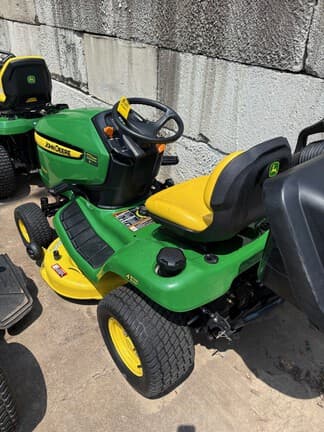 Image of John Deere X304 Primary image