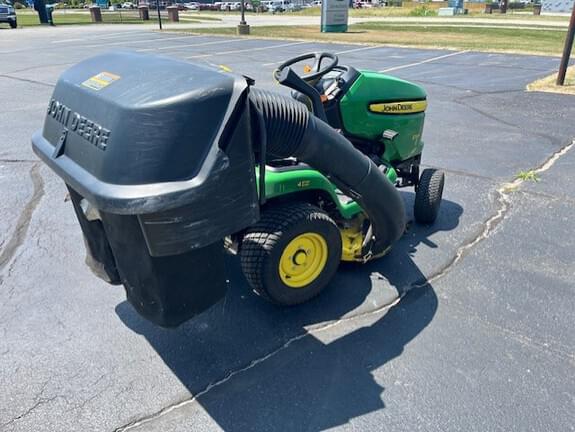 Image of John Deere X304 equipment image 2