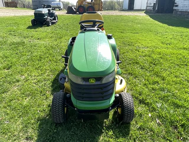 Image of John Deere X304 equipment image 1