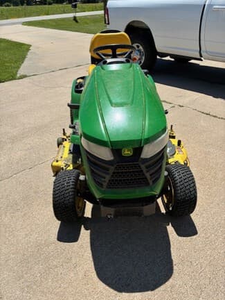 Image of John Deere X320 equipment image 1