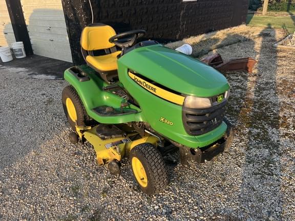 Image of John Deere X320 equipment image 2