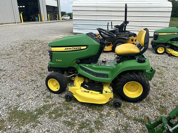 Image of John Deere X320 equipment image 1