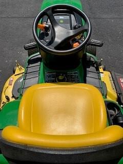 Image of John Deere X320 equipment image 4