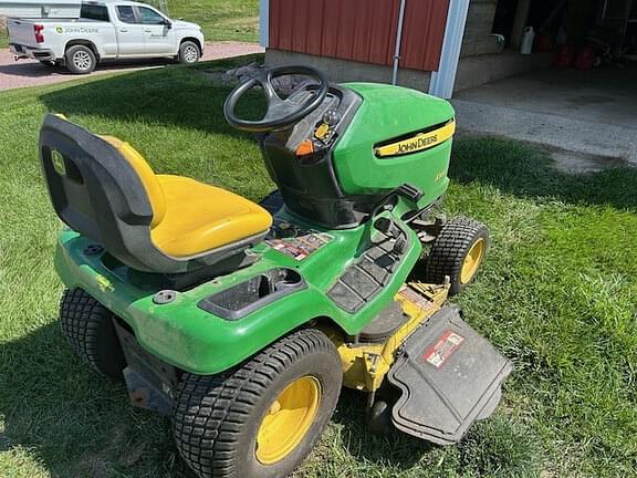 Image of John Deere X320 equipment image 4
