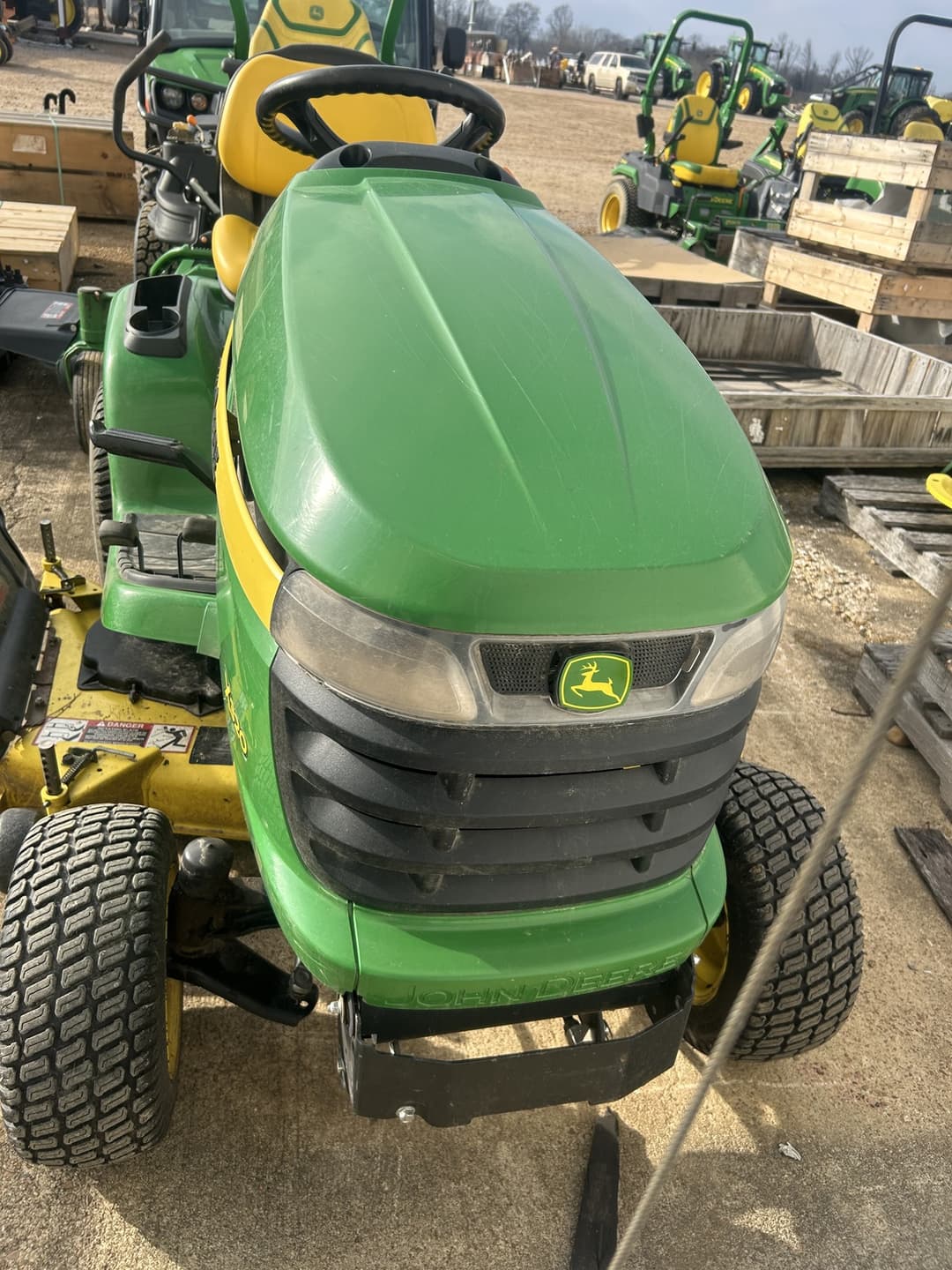 Image of John Deere X320 Image 0