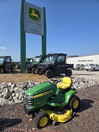 Image of John Deere X320 equipment image 1