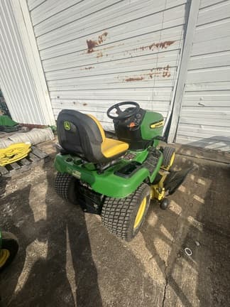 Image of John Deere X320 equipment image 3