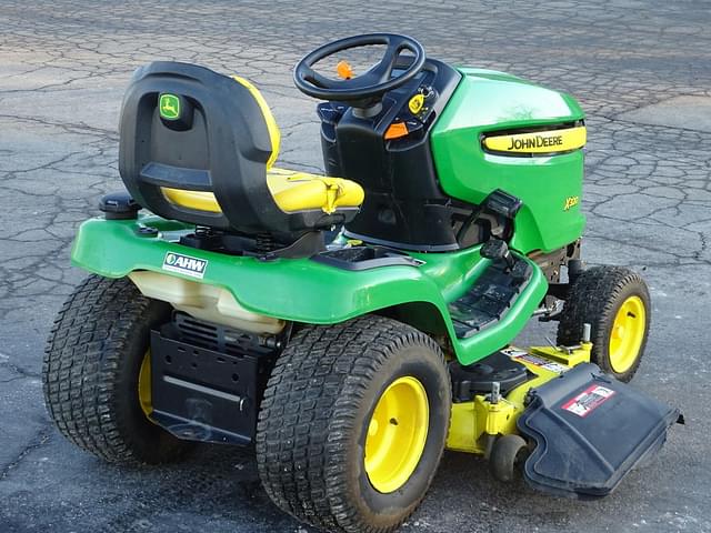 Image of John Deere X320 equipment image 2