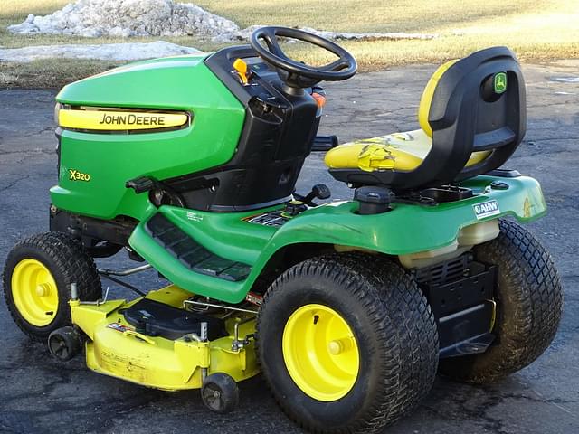 Image of John Deere X320 equipment image 1