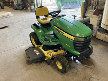 Main image John Deere X324