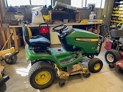 Image of John Deere X324 equipment image 1