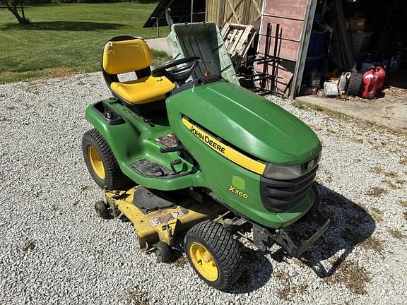 Image of John Deere X360 equipment image 2