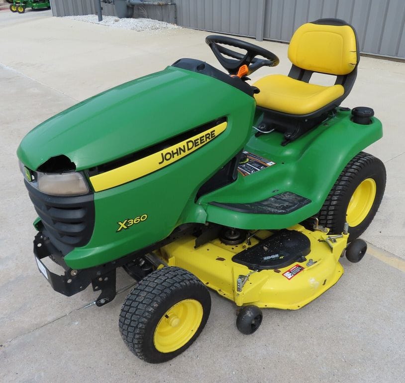 Main image John Deere X360
