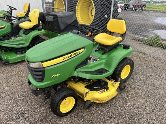 2013 John Deere X360 Equipment Image0